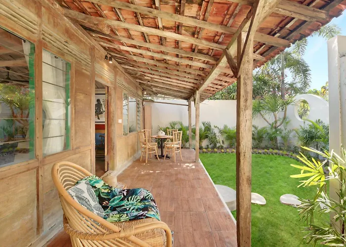Villa Melasti Wooden House Private Pool & Part Time Staff