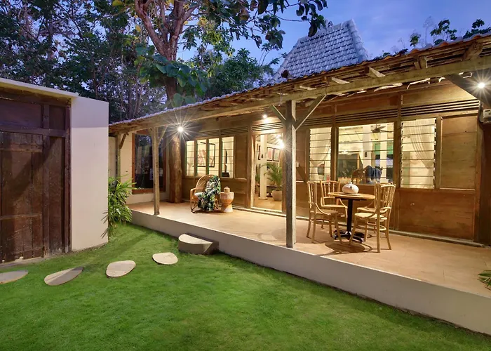 Villa Melasti Wooden House Private Pool & Part Time Staff