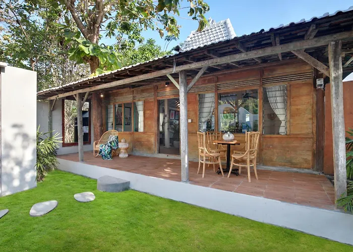Villa Melasti Wooden House Private Pool & Part Time Staff