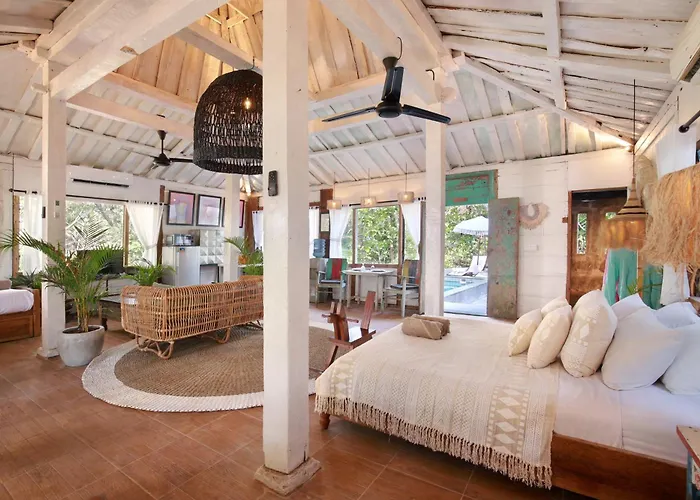 Villa Melasti Wooden House Private Pool & Part Time Staff Uluwatu (Bali)