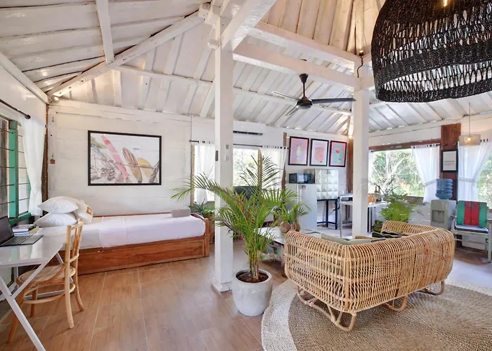 Melasti Wooden House Private Pool & Part Time Staff * Uluwatu (Bali)